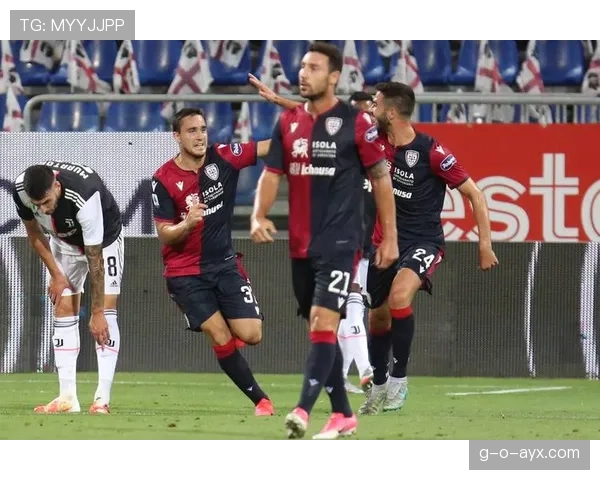 亚特兰大激战上演精彩对决，双方攻防转换节奏迅猛