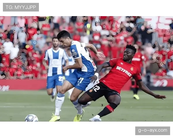 西甲新赛季五后卫体系成战术新宠，革新风潮席卷联赛