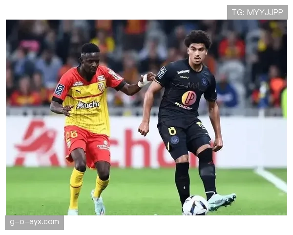 库杜斯 vs 伊萨克：多面手前锋的战术角色与风格对比